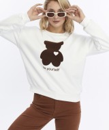 Kadife Be Yourself Desenli Ekru Yumuşak Dokulu Regular Fit Bisiklet Yaka Kadın Sweatshirt