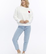 Kadife Kalp Desenli Ekru Yumuşak Dokulu Regular Fit Bisiklet Yaka Kadın Sweatshirt