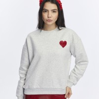 Kadife Kalp Desenli Gri Melanj Yumuşak Dokulu Regular Fit Bisiklet Yaka Kadın Sweatshirt