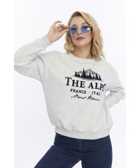 Kadife The Alps Desenli Gri Melanj Yumuşak Dokulu Regular Fit Bisiklet Yaka Kadın Sweatshirt Kadife The Alps Desenli Gri Melanj Yumuşak Dokulu Regular Fit Bisiklet Yaka Kadın Sweatshirt