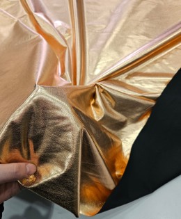 Açık Bronz Kaplama Siyah Zemin Süprem Parça Kumaş