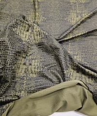 Açık Haki Zemin Mat Piton Kaplama Süprem Kumaş