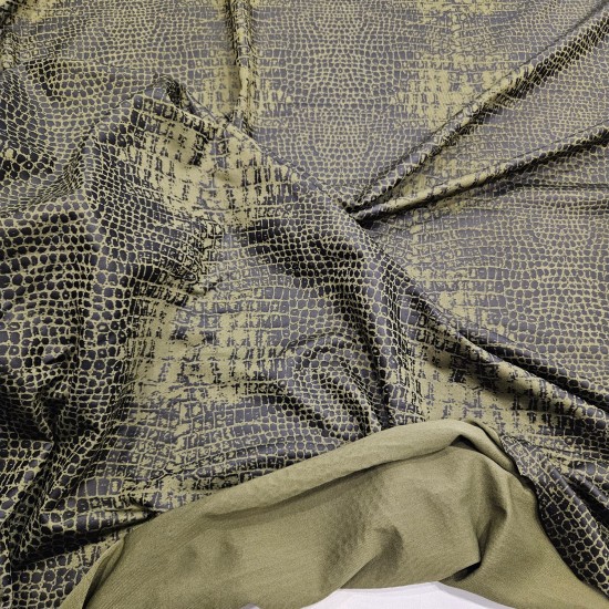 Açık Haki Zemin Mat Piton Kaplama Süprem Kumaş