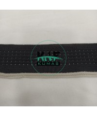 Delikli Siyah Renk Yaka