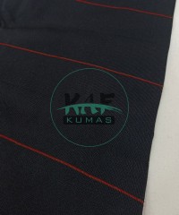 Kırmızı Çizgili Siyah Yaka