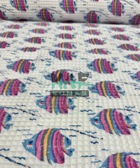 Baskılı Büyük Kareli Waffle Pike Kumaş | 100% Pamuk | Balıklar Baskılı Büyük Kareli Waffle Pike Kumaş | 100% Pamuk | Balıklar