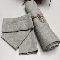 Fil Desenli Müslin Örtü Ve 3'Lü Mendil Seti Fil Desenli Müslin Örtü Ve 3'Lü Mendil Seti