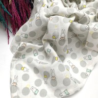 Tavşan Desenli Müslin Örtü Ve 3'Lü Mendil Seti Tavşan Desenli Müslin Örtü Ve 3'Lü Mendil Seti