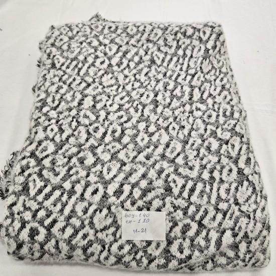 Jakarlı Parça Kumaş | 140x120 cm | 11-21