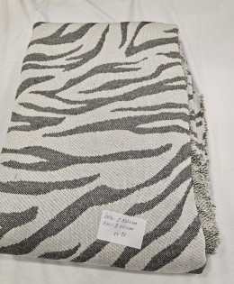 Jakarlı Parça Kumaş | 150x200 cm | 11-10