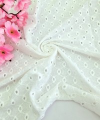 Ekru Brode (Nakışlı) Pamuk Vual Kumaş | Desen 2 Ekru Brode (Nakışlı) Pamuk Vual Kumaş | Desen 2