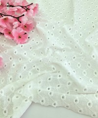 Ekru Brode (Nakışlı) Pamuk Vual Kumaş | Desen 2 Ekru Brode (Nakışlı) Pamuk Vual Kumaş | Desen 2