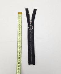 Siyah Metalik Dişli Yuvarlak Halka Fermuar | Mont-Çanta Fermuarı Uzunluk: 20 cm Siyah Siyah Metalik Dişli Yuvarlak Halka Fermuar | Mont-Çanta Fermuarı Uzunluk: 20 cm Siyah