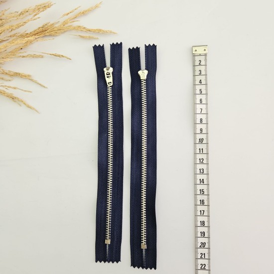 20 cm Metalik Dişli Fermuar | Spor Giyim Fermuar Lacivert 20 cm Metalik Dişli Fermuar | Spor Giyim Fermuar Lacivert
