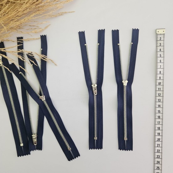 20 cm Metalik Dişli Fermuar | Spor Giyim Fermuar Lacivert 20 cm Metalik Dişli Fermuar | Spor Giyim Fermuar Lacivert
