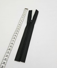 Su Geçirmez PU Kaplama Fermuar | O Fermuar | Uzunluk: 24 cm Siyah Su Geçirmez PU Kaplama Fermuar | O Fermuar | Uzunluk: 24 cm Siyah