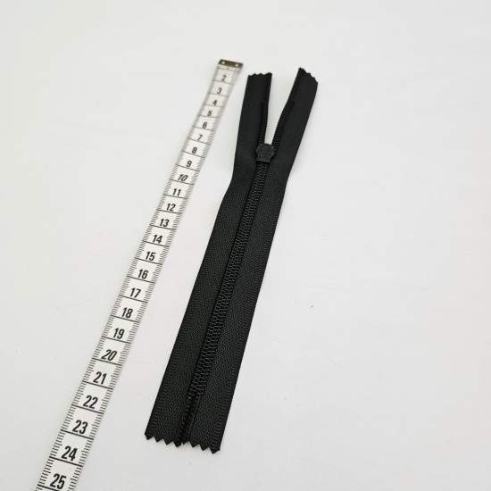 Su Geçirmez PU Kaplama Fermuar | O Fermuar | Uzunluk: 20 cm Siyah Su Geçirmez PU Kaplama Fermuar | O Fermuar | Uzunluk: 20 cm Siyah