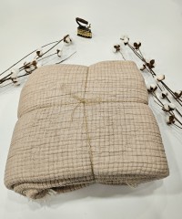 7 Katlı Bej Çift Taraflı Dolgulu Çift Kişilik Müslin Battaniye | 230 x 240 cm 7 Katlı Bej Çift Taraflı Dolgulu Çift Kişilik Müslin Battaniye | 230 x 240 cm