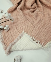 7 Katlı Gül Kurusu Çift Taraflı Dolgulu Çift Kişilik Müslin Battaniye | 230 x 240 cm 7 Katlı Gül Kurusu Çift Taraflı Dolgulu Çift Kişilik Müslin Battaniye | 230 x 240 cm