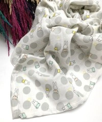 Tavşan Desenli Müslin Örtü Ve 3'Lü Mendil Seti